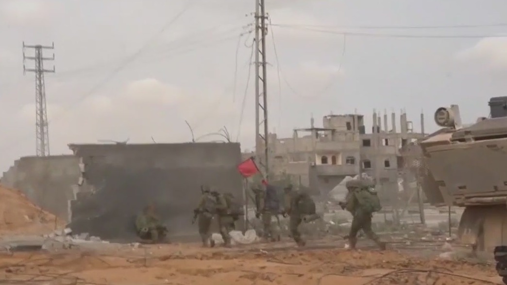 Israel at war: Trouble at the Egyptian border