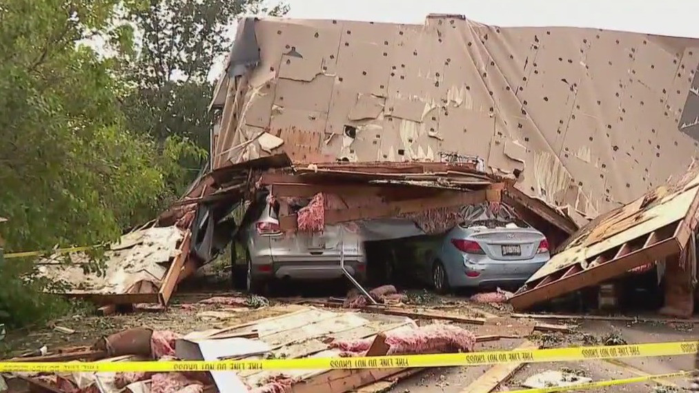 Storm rips off roof at Hudson apartment