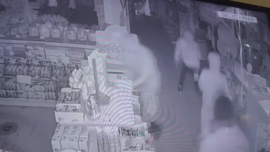 Thieves ransack Bellflower candy shop