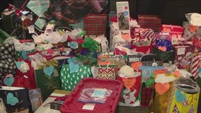 Mesa church fulfills holiday wishes for 215 foster kids