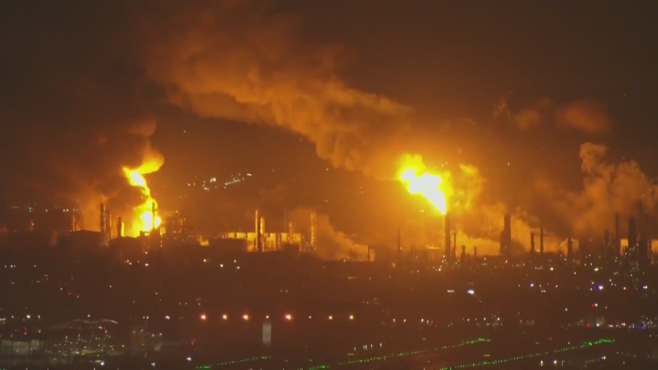 Massive fire erupts at SoCal refinery