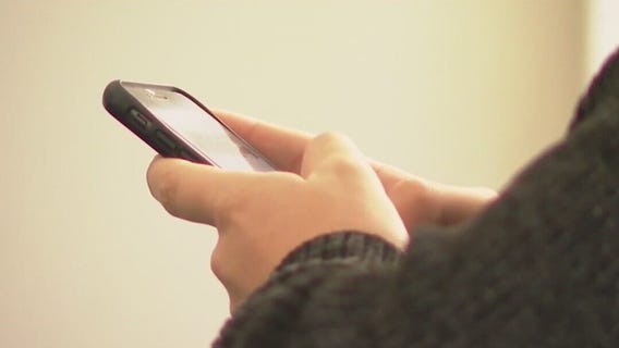 Some parents rethink their smartphone habits