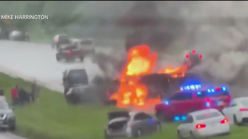 4 killed in wrong-way crash on Taconic State Parkway