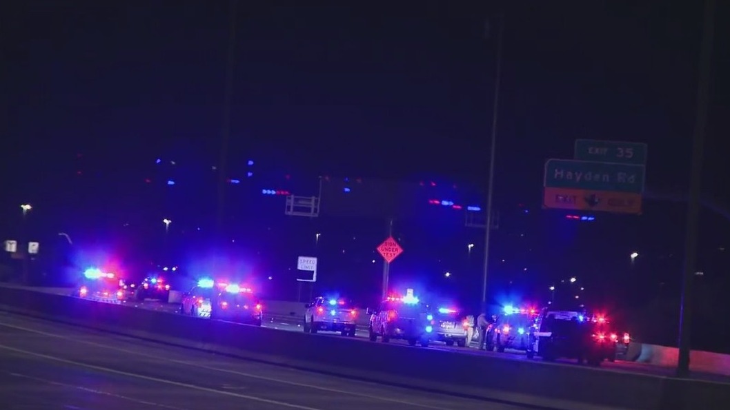 Loop 101 reopens in Scottsdale after person hit, killed on freeway