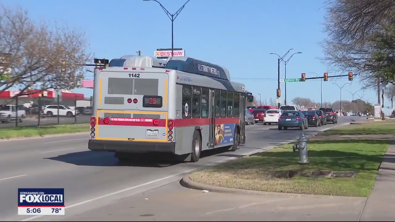 Tarrant Co. commissioners end free bus rides on Election Day