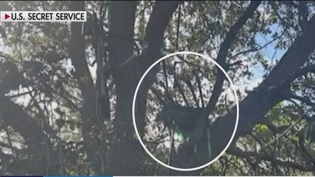 'Suspicious' hunting stand found near Air Force One landing zone