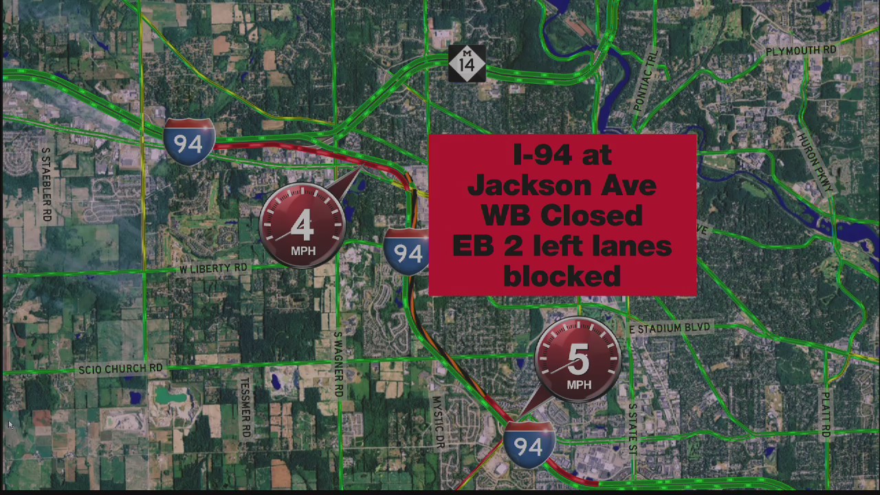 Multiple Thursday morning crashes causing traffic jams on I-94, I-696
