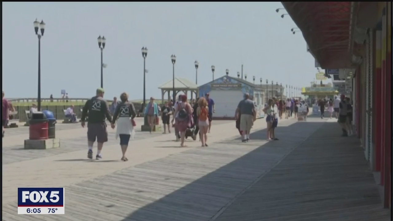 Thousands hit the sand as beaches begin to open across region