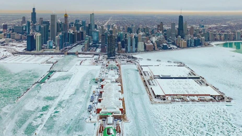 Chicago sightseeing despite the cold