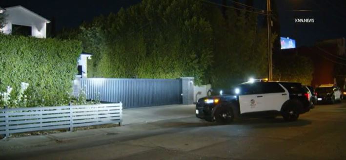 NFL star Reggie Bush scares off burglars