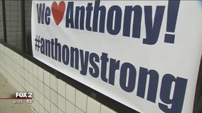Hockey game fundraiser for Anthony Mastronardi