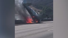 Plane crashes,burns on 101 Fwy near Agoura Hills