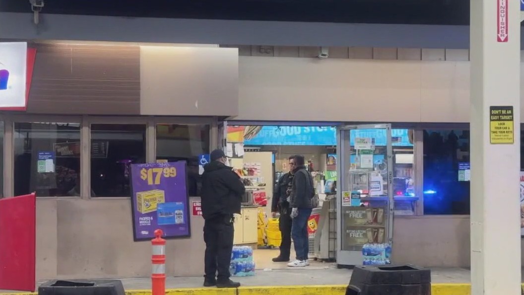 Four Oakland gas stations robbed in early morning hours | KTVU FOX 2