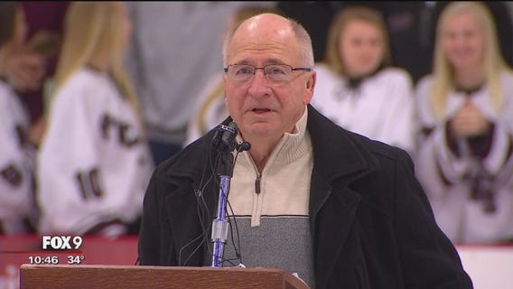 Remembering former Gopher coach Doug Woog