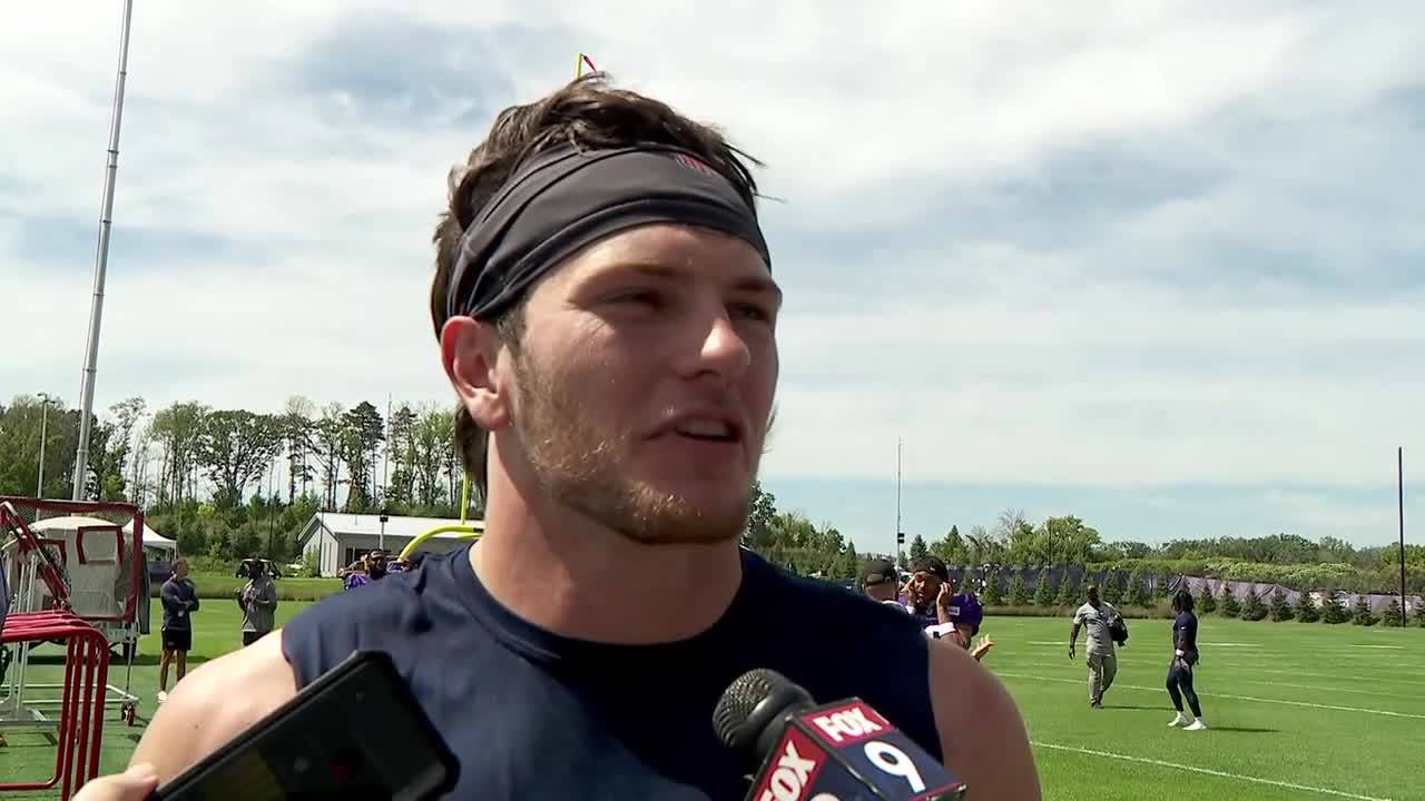 Former Gophers reunite at Vikings, Titans joint practices