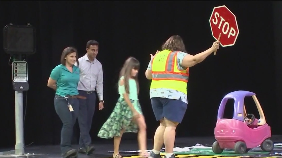 Cross guard training held at Phoenix area schools