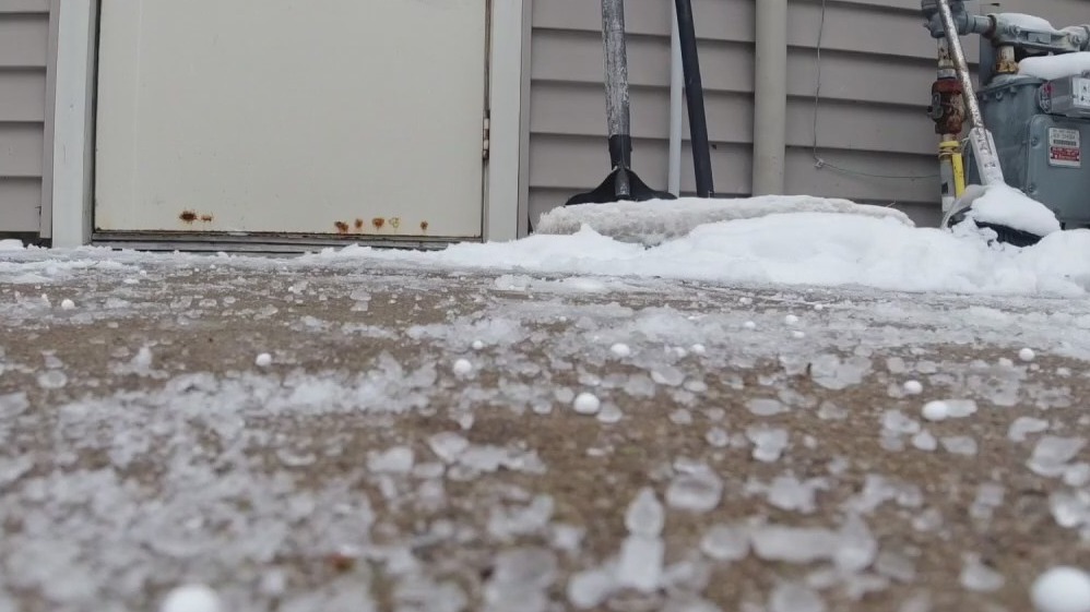 An alternative to using salt on icy roads and sidewalks