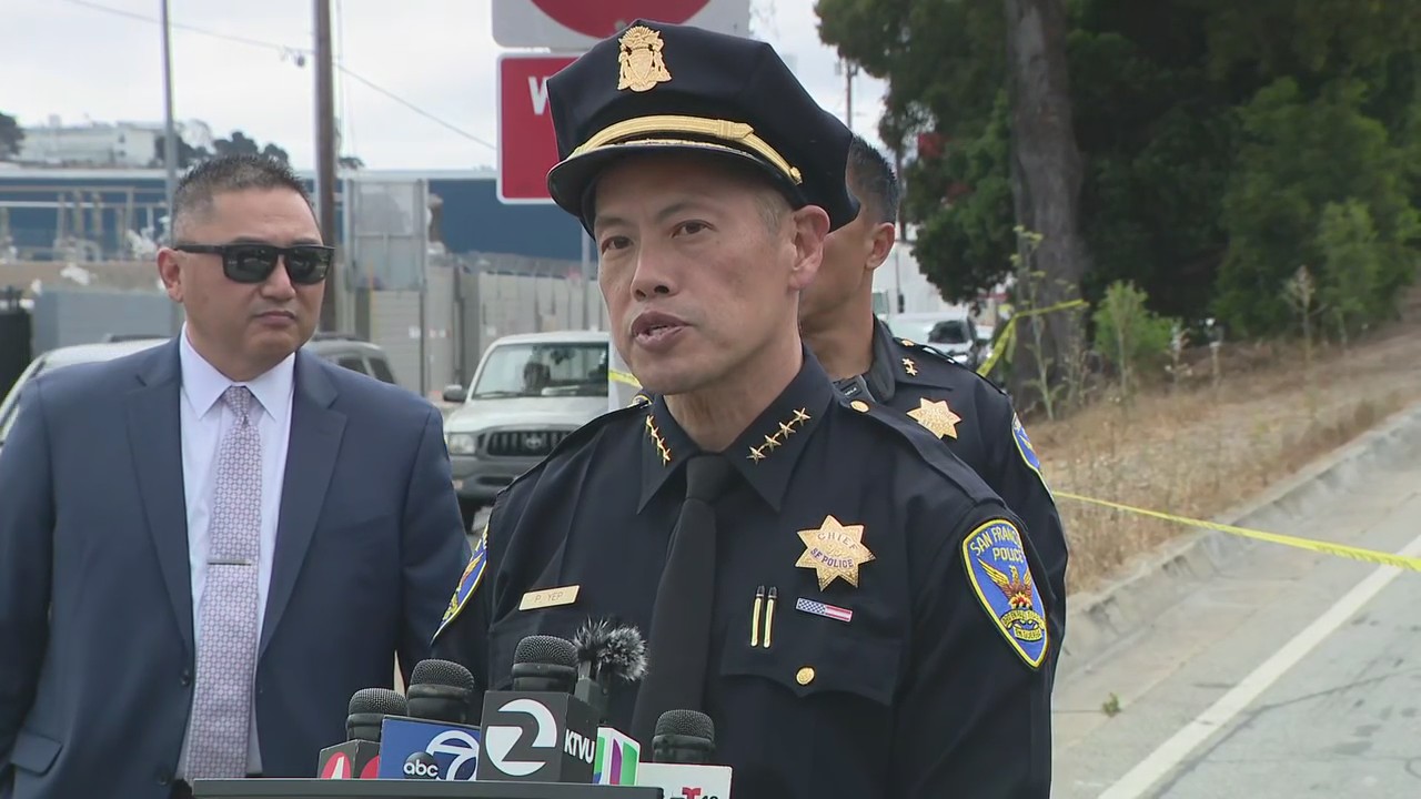 San Francisco police shoot man carrying edged weapon