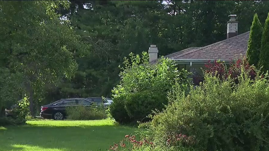 Toddler pulled from Brown Deer pool