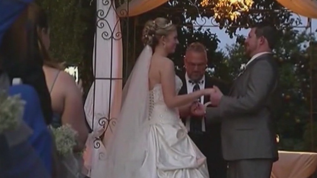 The more the merrier? Group honeymoons now trending