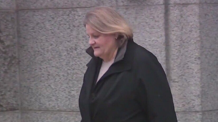 How does federal court work?