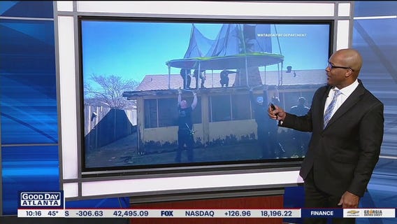 Trampoline rescued from roof in Texas