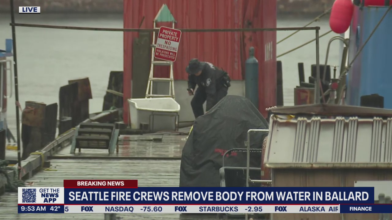 Seattle fire crews remove body from water in Ballard