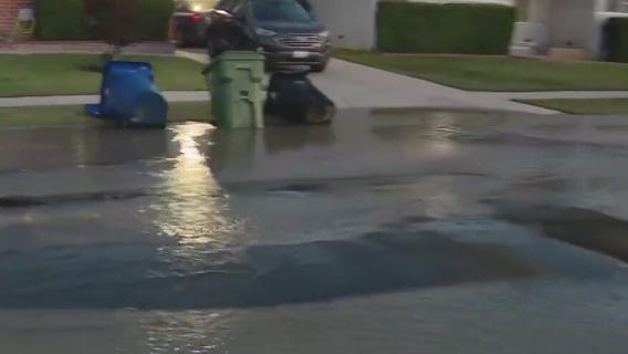 Water main erupts in Tarzana neighborhood