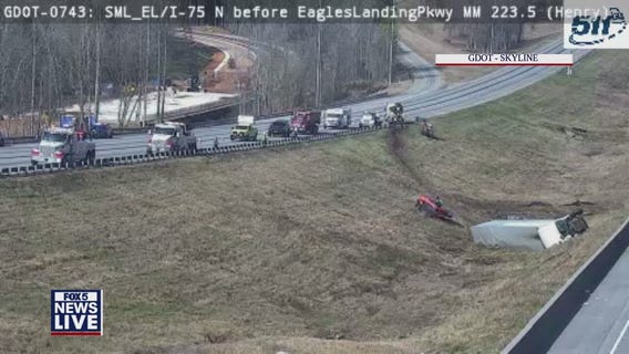 Truck overturned on the median of I-75 N