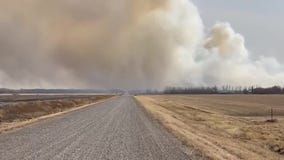 Northwest Minnesota grass fire rages Monday afternoon