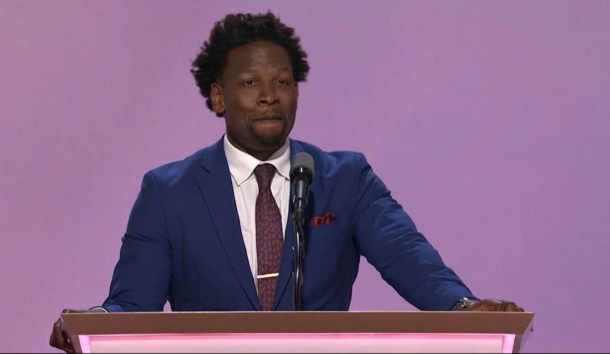 Detroit Rev. Lorenzo Sewell speaks at the Republican National Convention