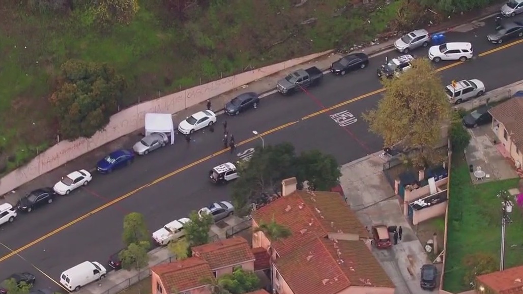 Fatal shooting under investigation in Boyle Heights