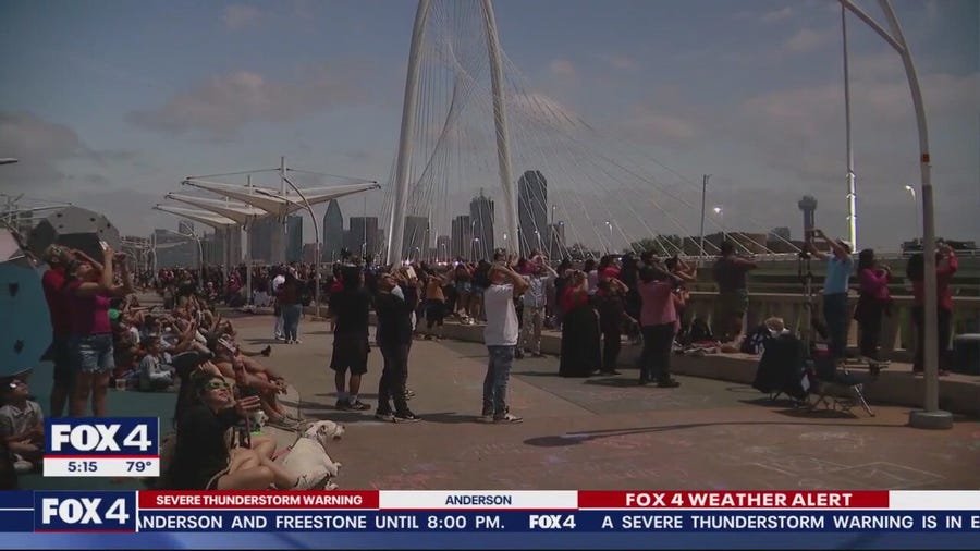Solar eclipse viewed by thousands in Dallas