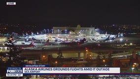 Alaska Airlines grounds flights amid IT outage
