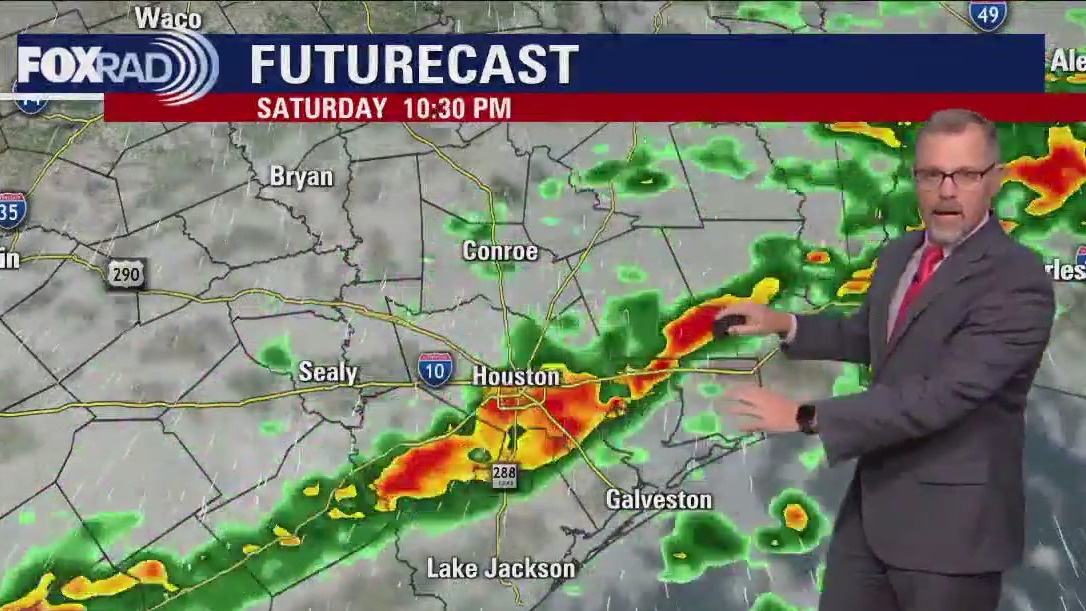 Clear skies Thursday evening in the 70s