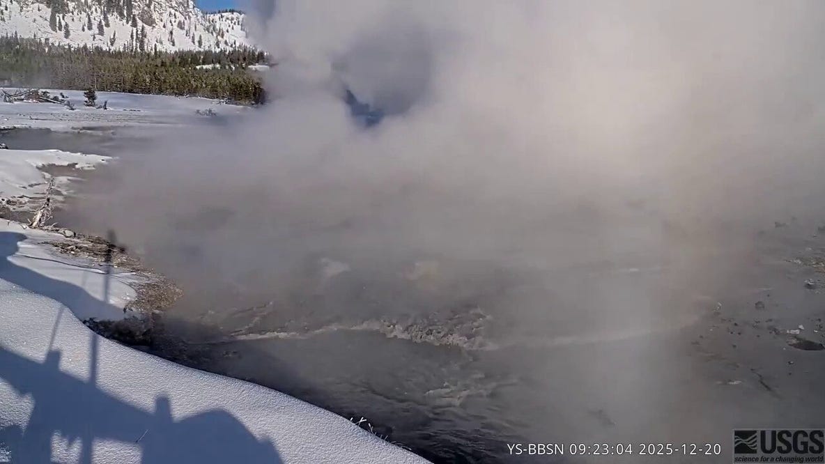 Video: Muddy eruption at Yellowstone’s Black Diamond Pool