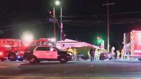 1 dead, 1 injured in Van Nuys crash
