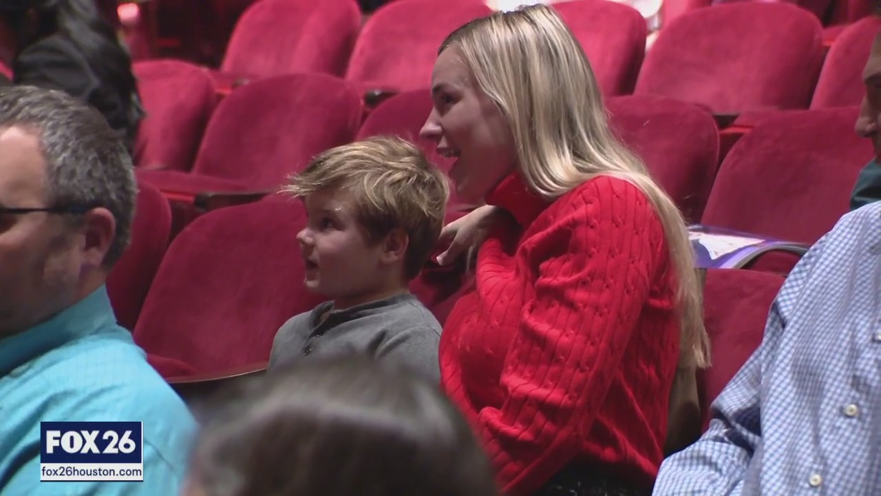 Special Needs Families Welcomed by Houston Ballet with a Sensory-Friendly performance of The Nutcracker