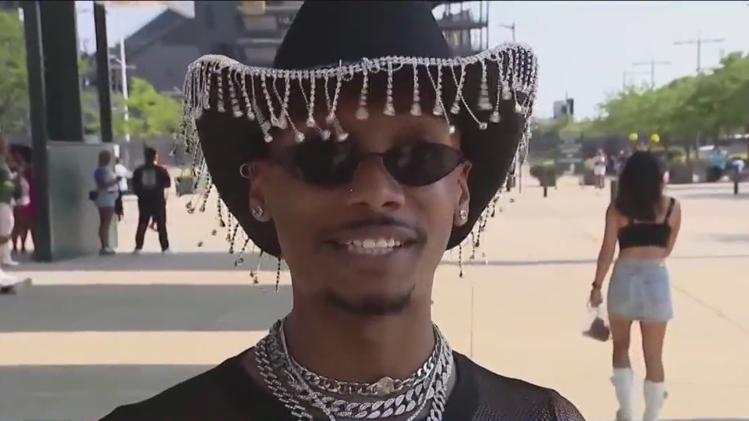 Hype builds ahead of Beyonc�'s Chicago shows