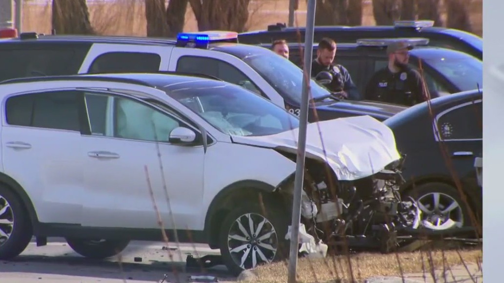 Milwaukee police officer fatally shoots man after north side chase ...