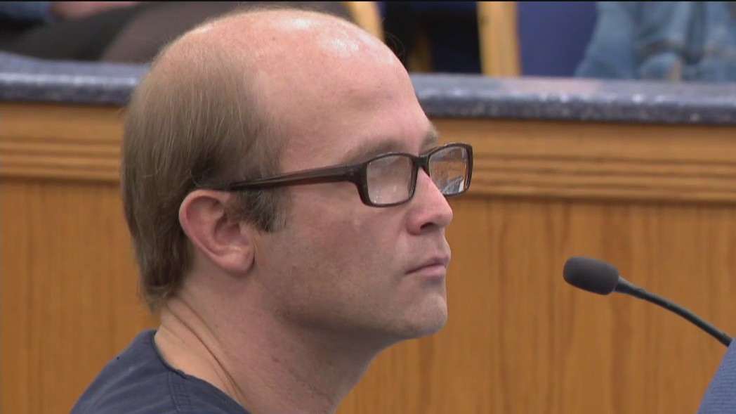 Man accused of abducting WI teen in court