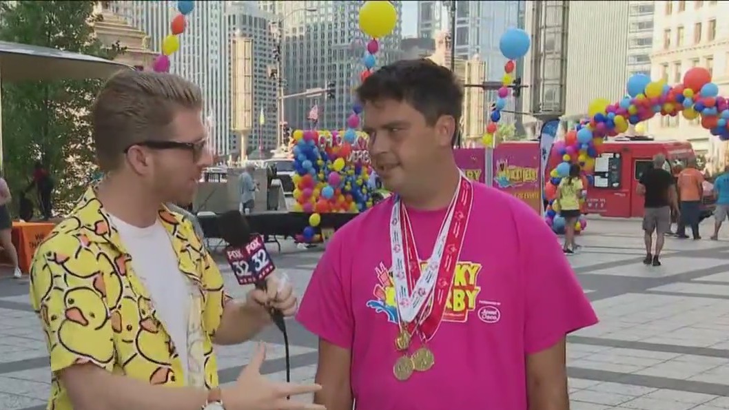 Thousands of rubber ducks to plunge into Chicago River