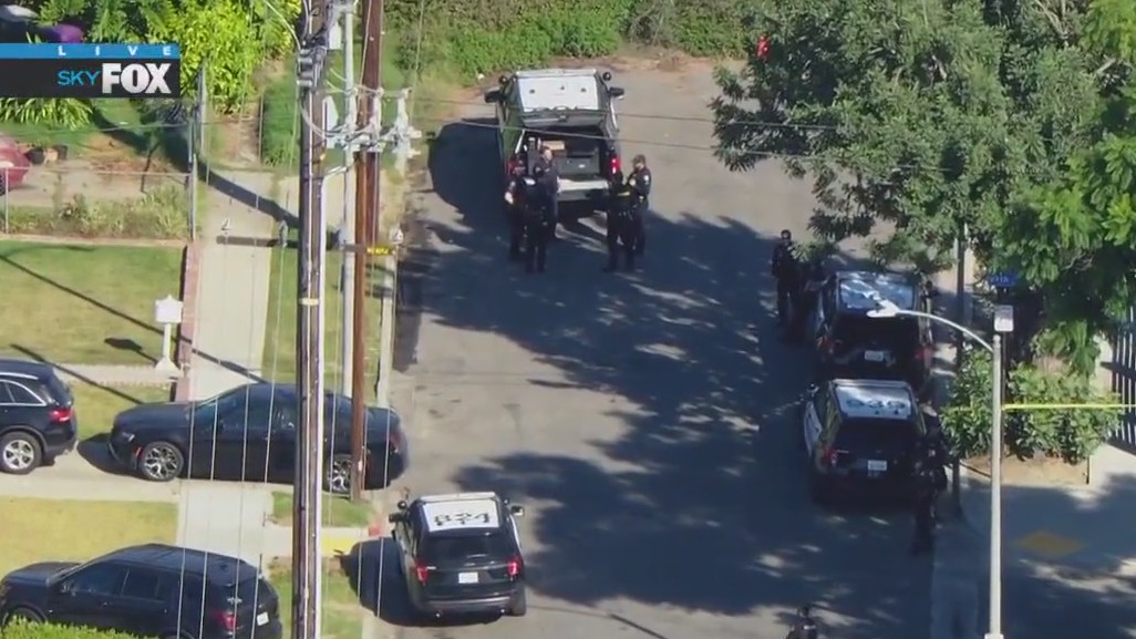 Police shooting reported in Long Beach