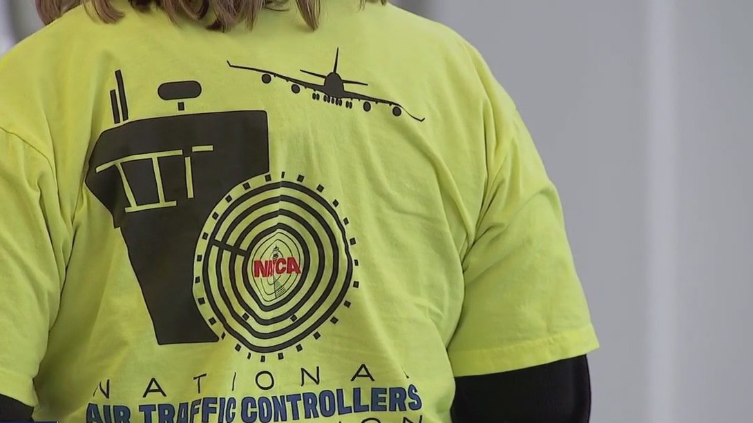 Air traffic controllers going unpaid during government shutdown