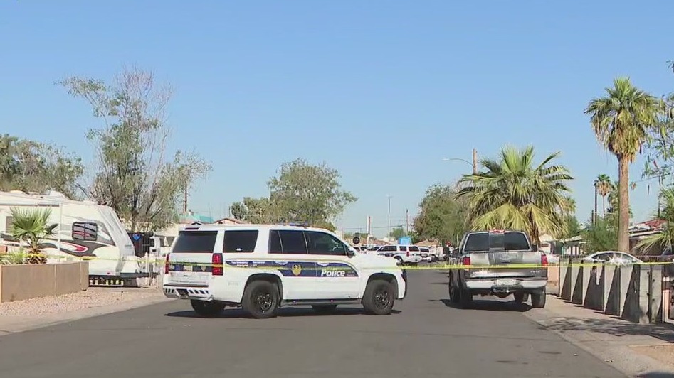 Man in critical condition after Phoenix shooting