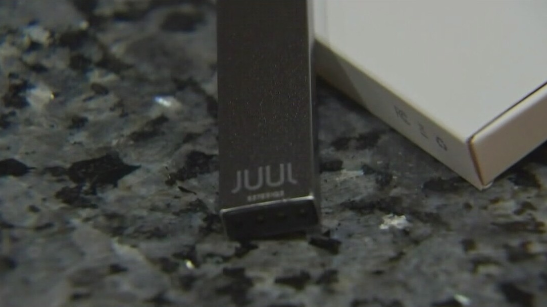 Juul ban: Phoenix area experts say ban's impact on businesses minimal