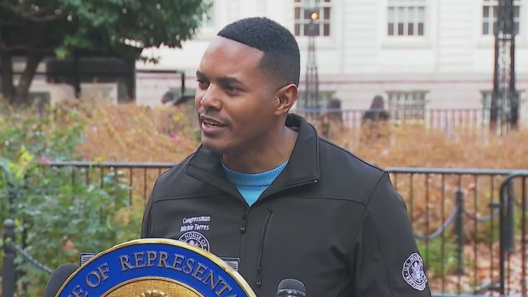 Ritchie Torres criticizes Gov. Hochul's leadership