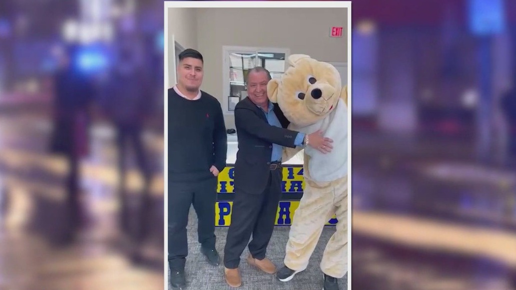 Family mourns father, son killed in jewelry store robbery