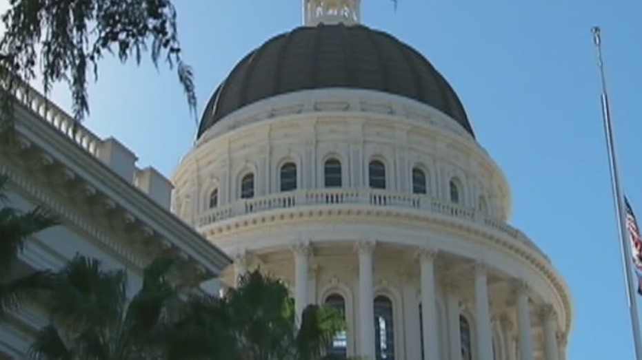 California to offer $600 relief checks to eligible low-income residents