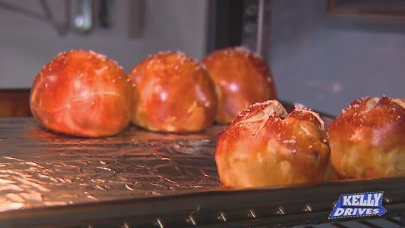 Delicious Pretzels at Papa’s Pretzel Place